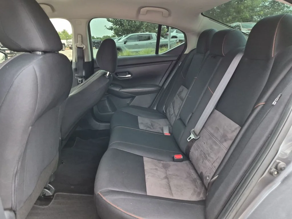Used 2020 Gray Nissan SR image 32