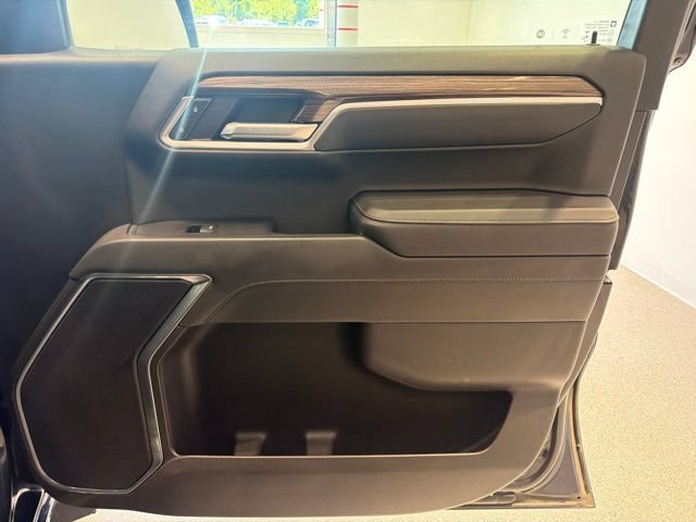 Used 2022 Dark Ash Metallic Chevrolet LT (2FL) image 13