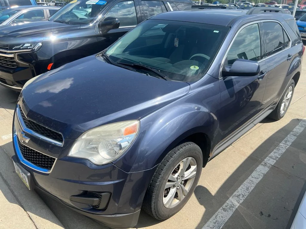 Used 2014 Blue Chevrolet LT image 2