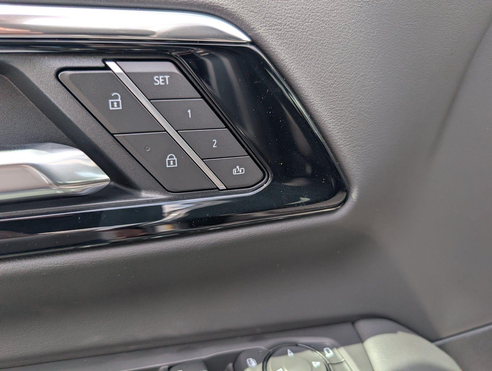 2026 Chevrolet Suburban RST - Photo 16