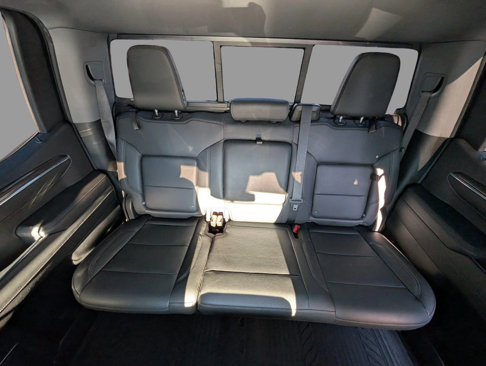Used 2022 Sand Dune Metallic Chevrolet LT Trail Boss image 31