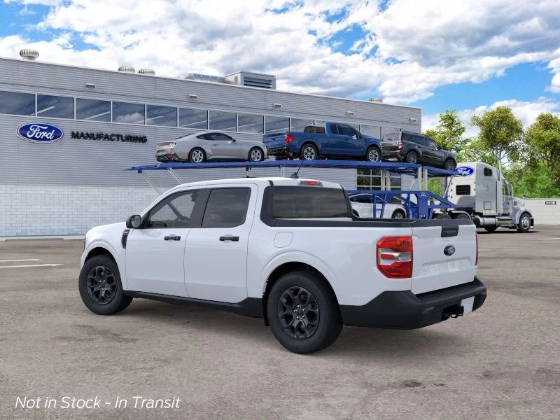 New 2026 Oxford White Ford XLT image 4