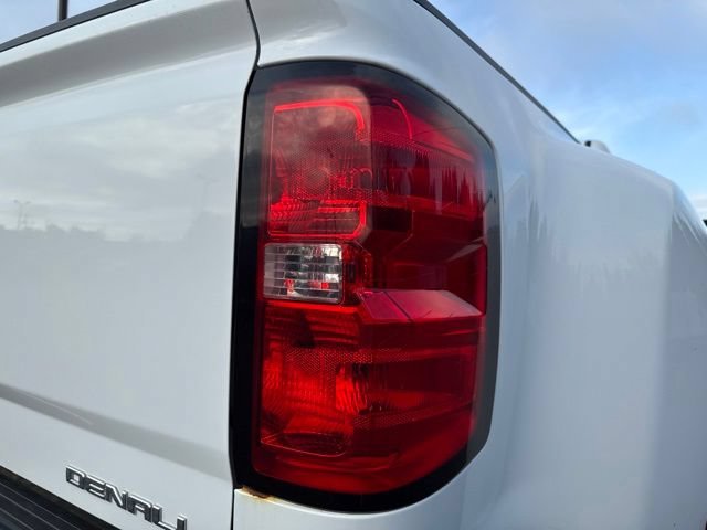 Used 2019 Summit White GMC Denali image 15