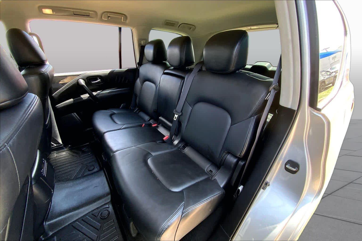 Used 2022 Brilliant Silver Metallic Nissan SV image 40