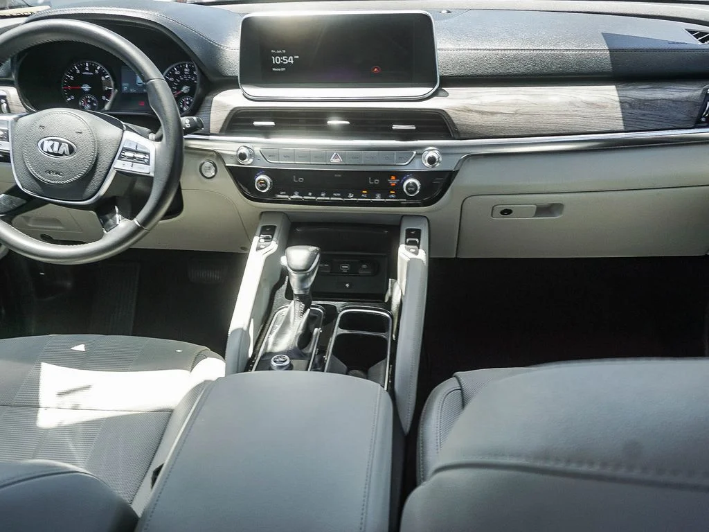 Certified Used 2020 Black Kia EX image 15