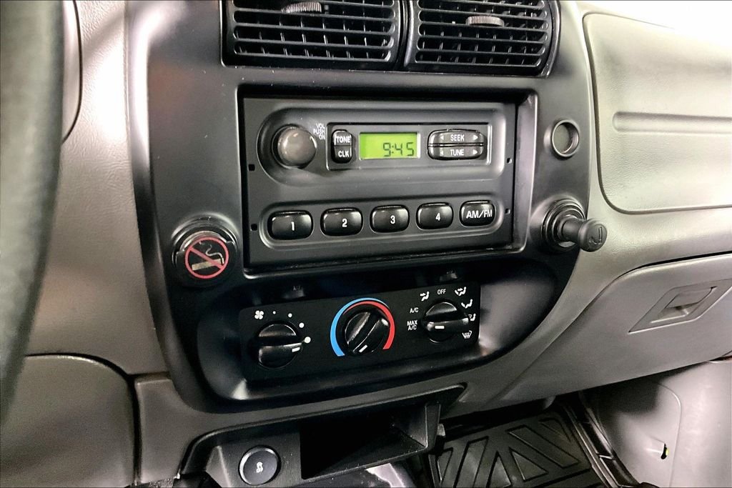 Used 2011 White Ford XL image 9