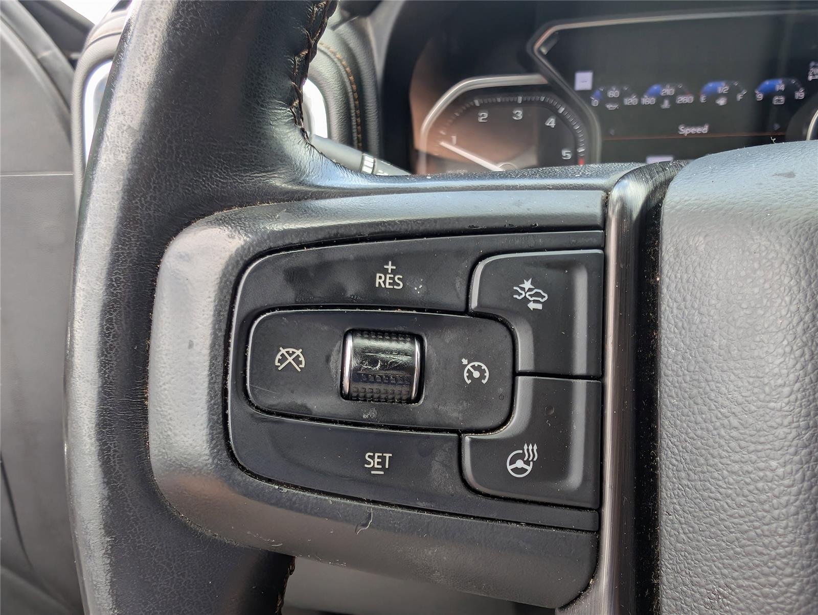 Used 2021 Onyx Black GMC AT4 image 22