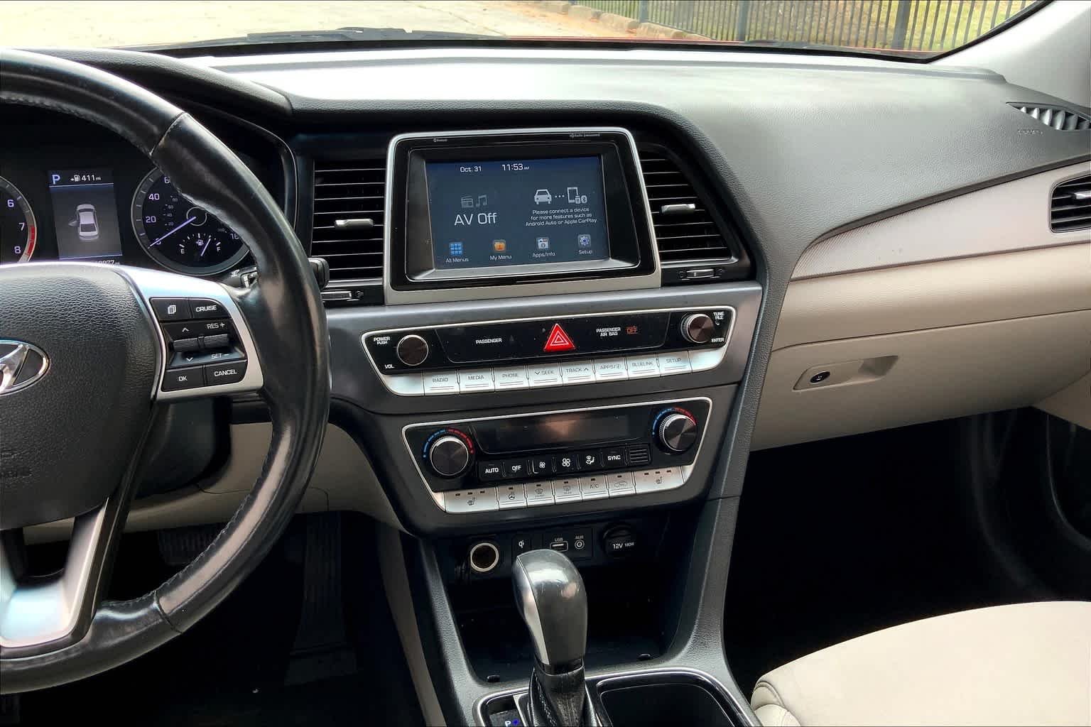 Used 2019 Scarlet Red Hyundai SEL image 7