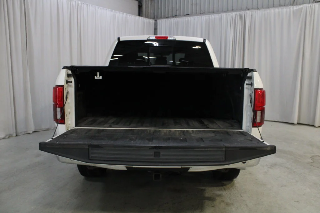 Used 2018 White Ford King Ranch image 31