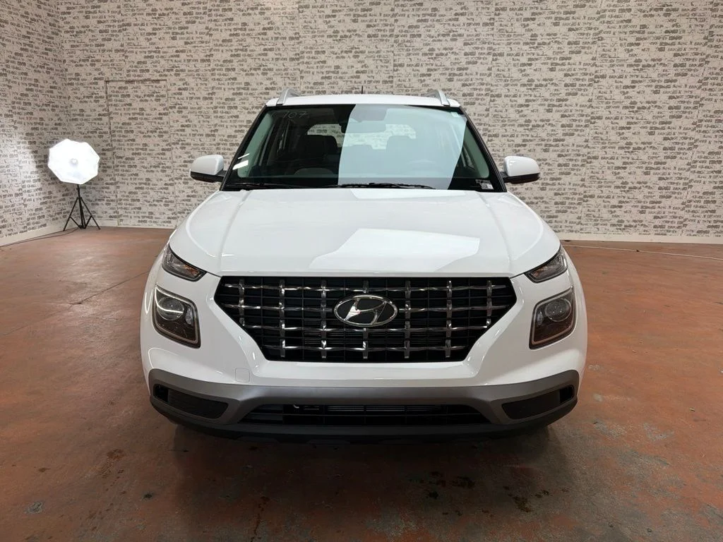 New 2026 Lunar White Hyundai SEL image 2