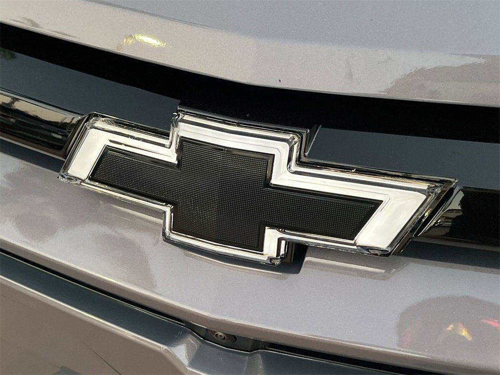New 2026 Galaxy Gray Metallic Chevrolet LT image 29