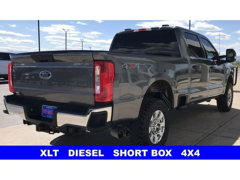 Used 2023 Carbonized Gray Metallic Ford XLT image 24