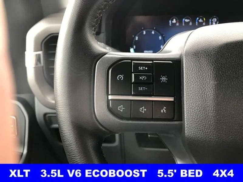 Certified Used 2024 Avalanche Ford XLT image 10