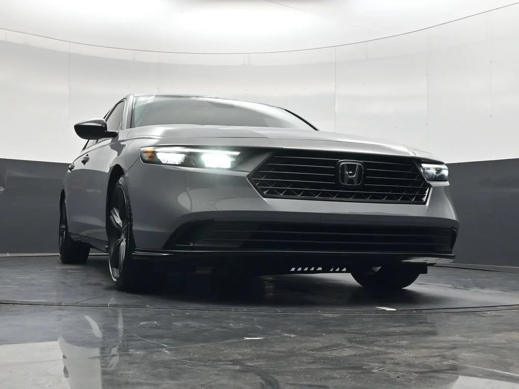 Used 2024  Honda Sport-L image 30