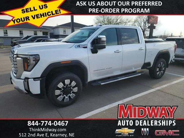 2024 GMC Sierra 4WD Crew Cab Standard Box Denali's photo