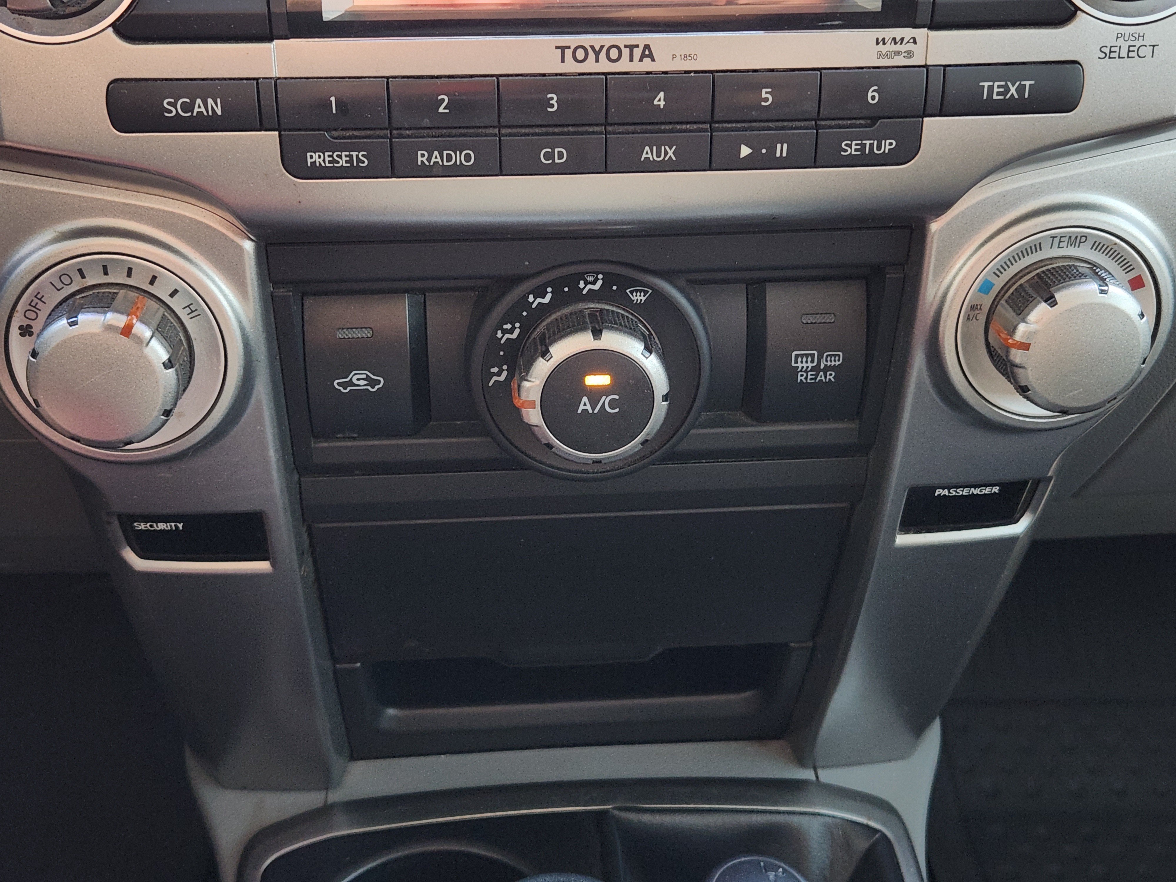 Used 2012 Blizzard Pearl Toyota SR5 image 19