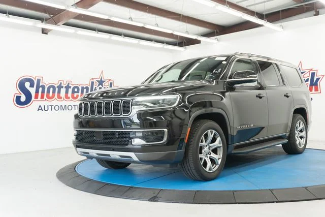 2022 Jeep Wagoneer
