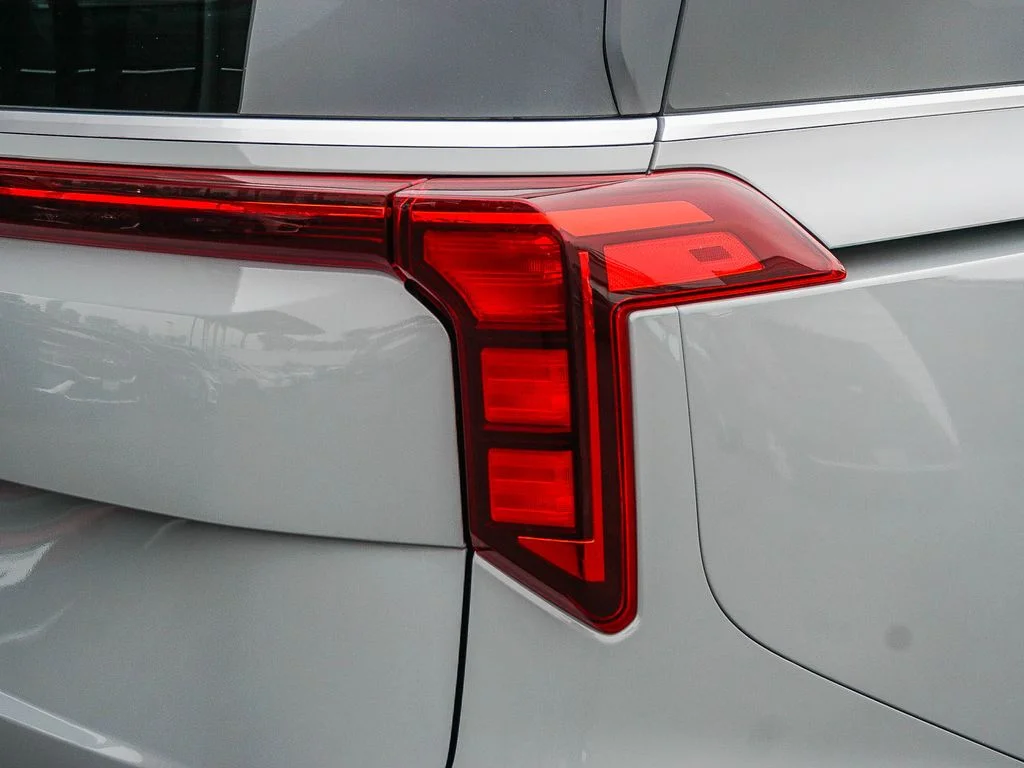 Certified Used 2025 White Kia EX image 8