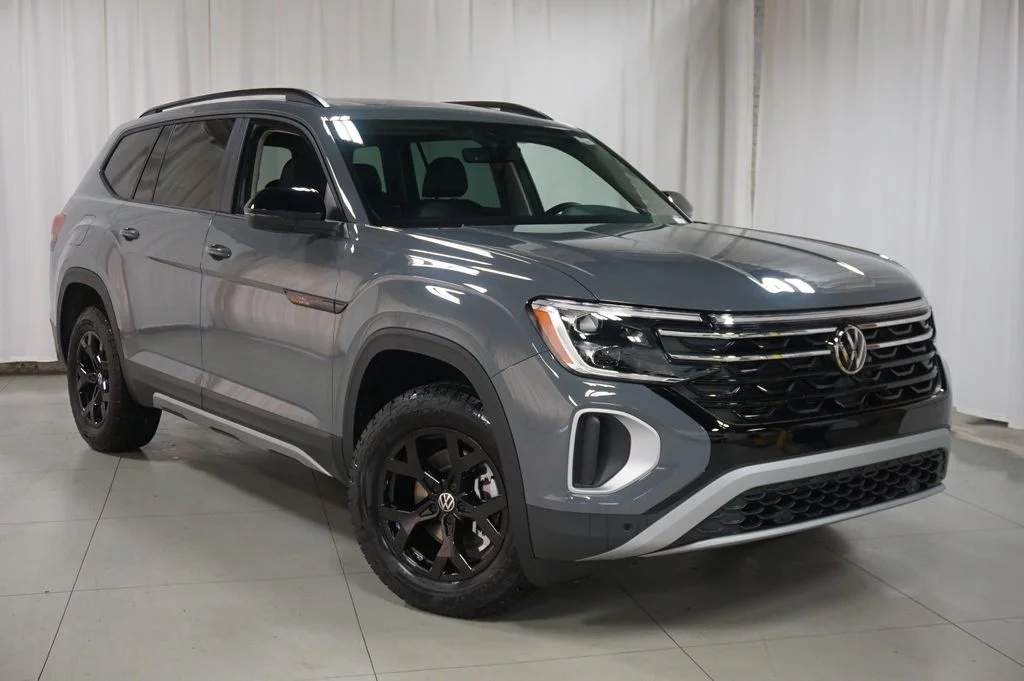 New 2026 Pure Gray Volkswagen Peak Edition image 3