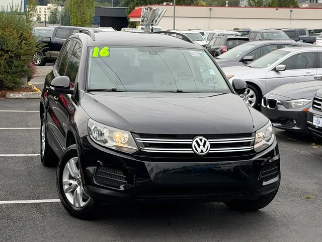 2016 Volkswagen Tiguan S