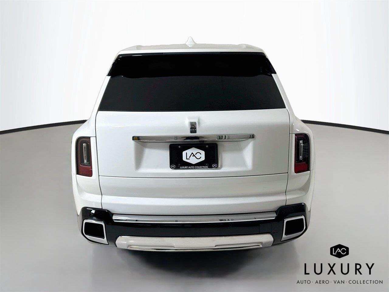 Used 2025 English White Rolls-Royce 26