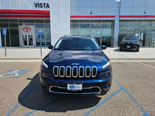 Used 2018 Jeep Cherokee Limited with VIN 1C4PJMDX4JD554467 for sale in Casper, WY