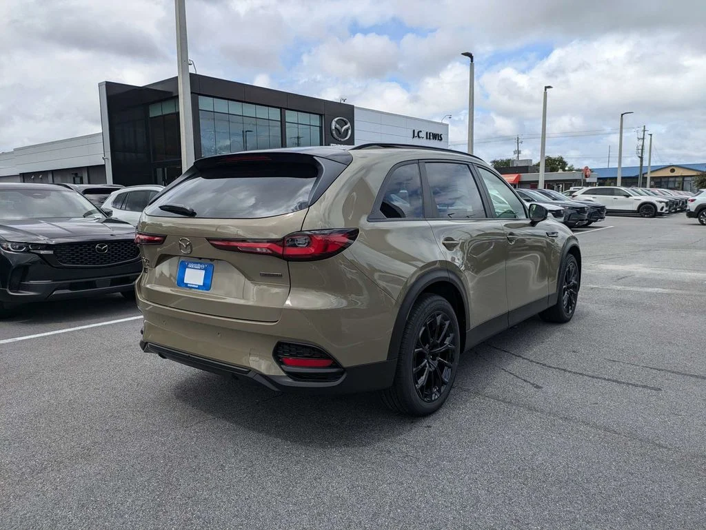 New 2026 Zircon Sand Metallic Mazda 3.3 Turbo Preferred AWD image 4