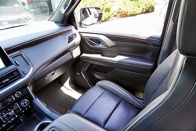 Used 2024 Gray Chevrolet Premier image 21