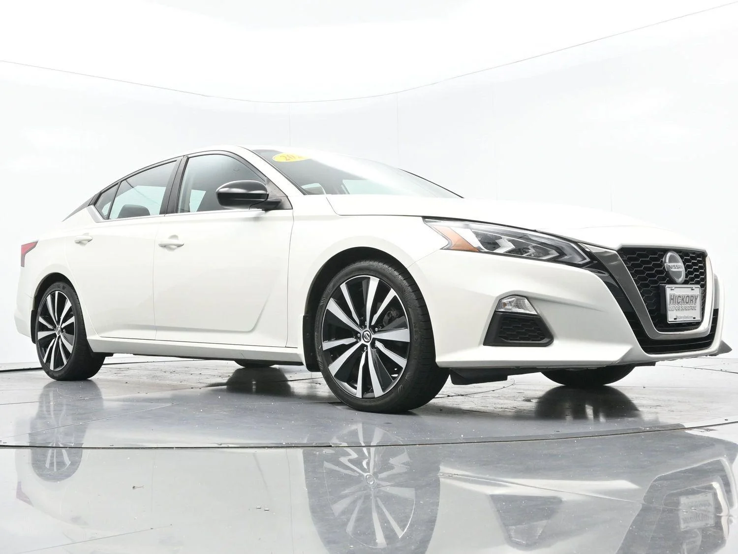 Used 2020 Pearl White Tricoat Nissan 2.5 SR image 45