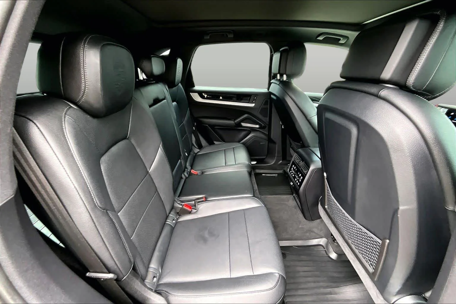 Used 2024 Black Porsche  image 23