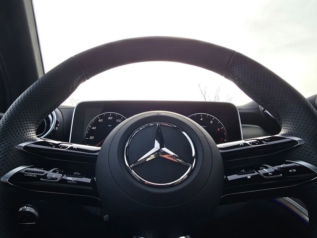 New 2026 Graphite Grey Metallic Mercedes-Benz GLC 300 image 65