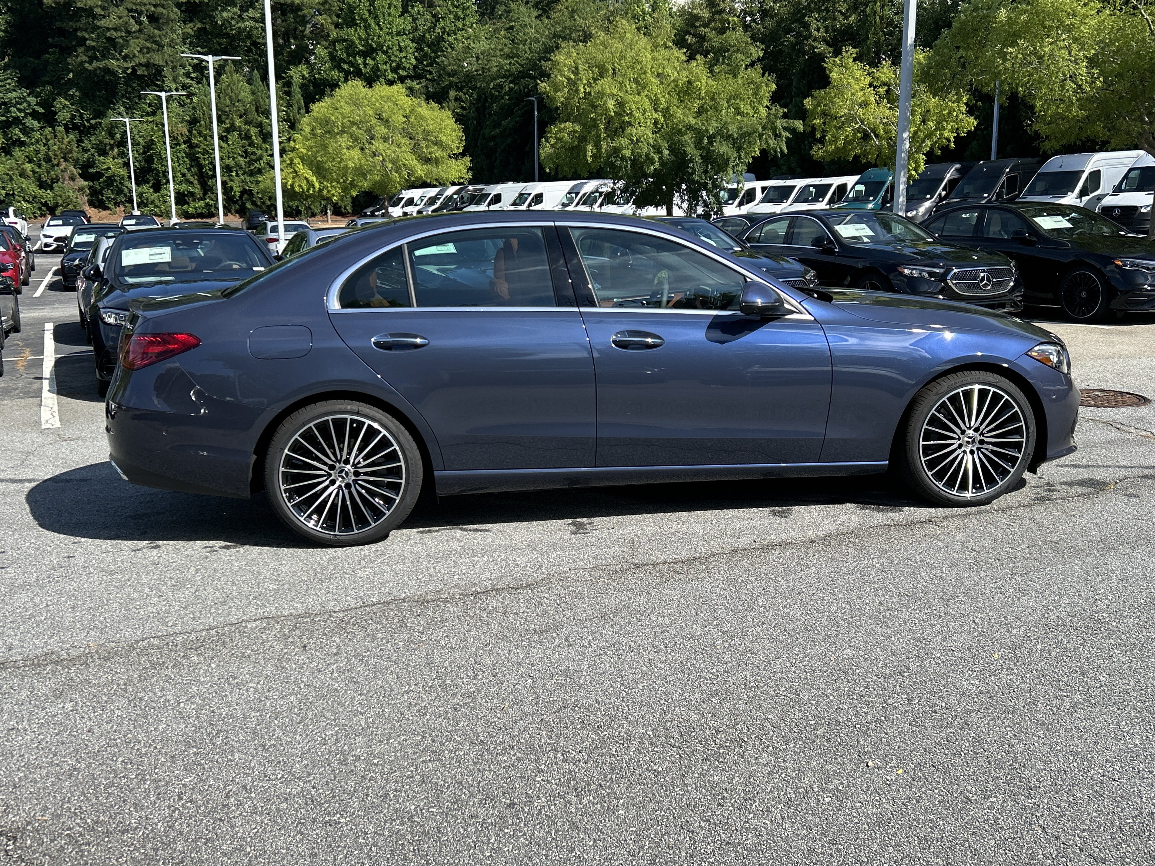 New 2026 Twilight Blue Metallic Mercedes-Benz C 300 4MATIC® Sedan image 5