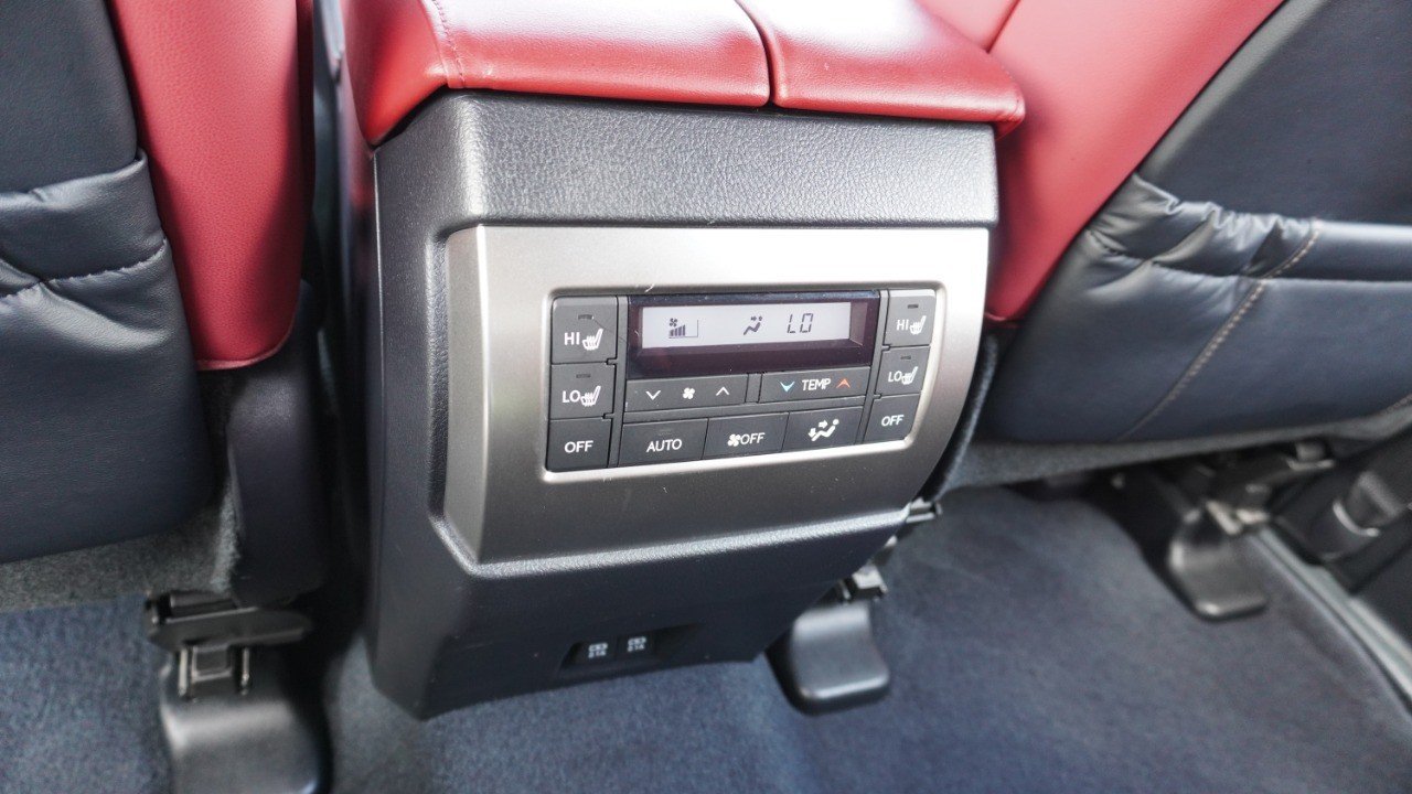 Certified Used 2023 EMINENT WHITE PEARL Lexus GX 460 Premium image 34