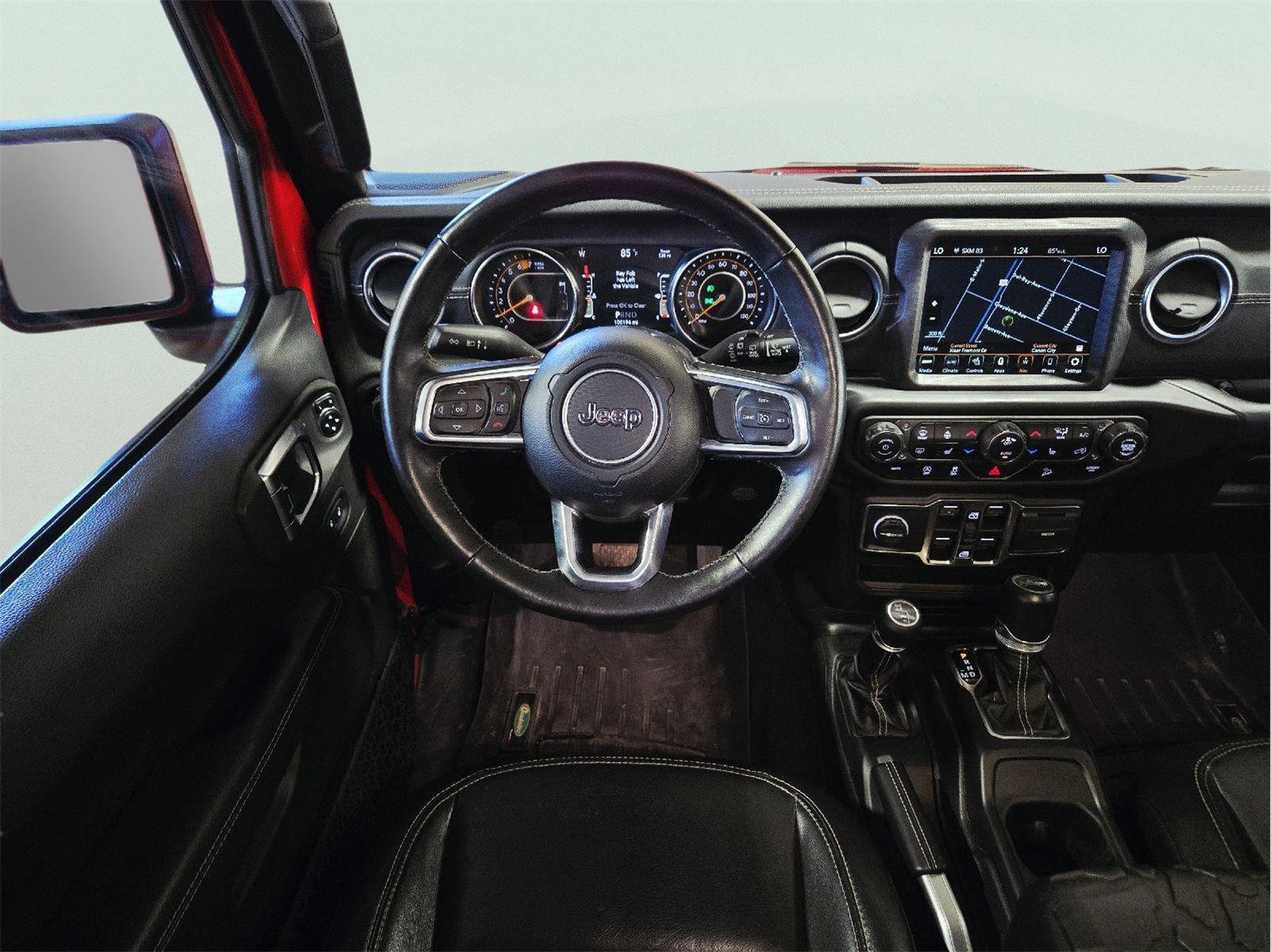 Used 2020 RED JEEP SAHARA image 38