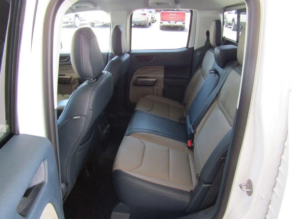 Used 2025 White Ford Lariat image 35