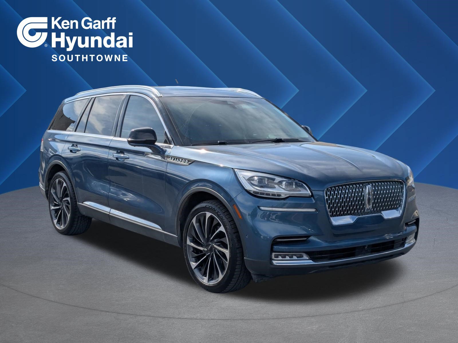 2020 Lincoln Aviator Reserve AWD's photo