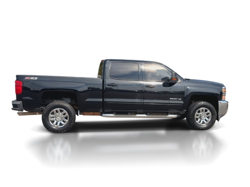 2016 Chevrolet Silverado 2500HD LT - Photo 9
