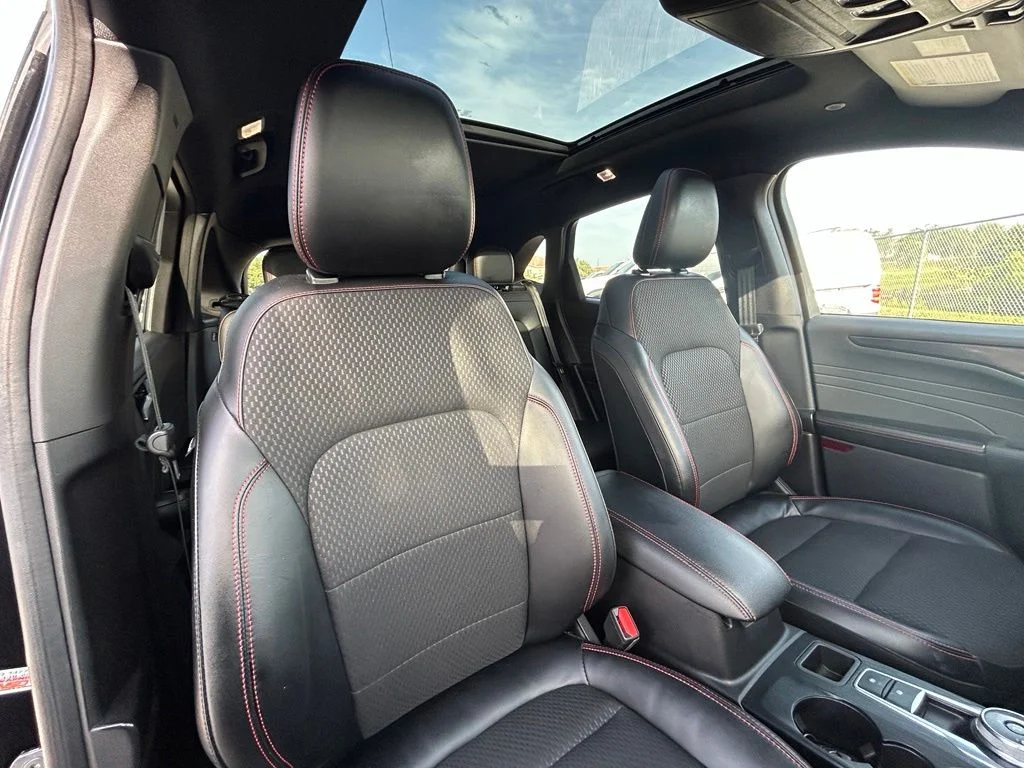 Used 2023 Black Metallic Ford ST-Line Select image 30