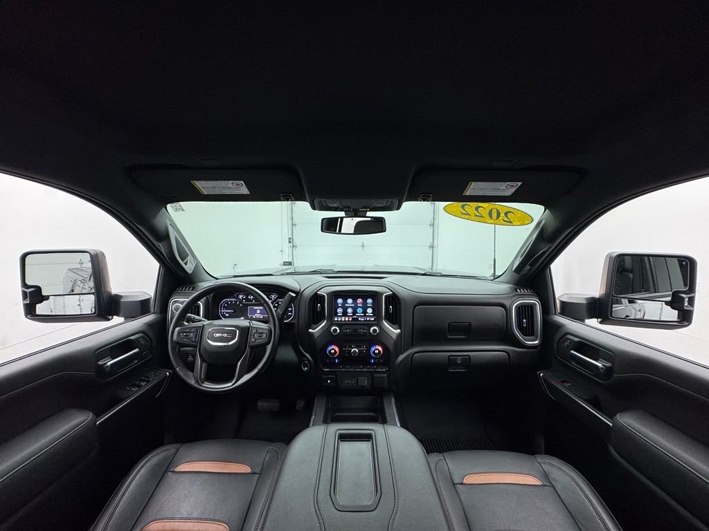 Used 2022 Onyx Black GMC AT4 image 3