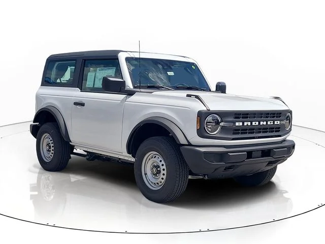 New 2026 Oxford White Ford Base image 3