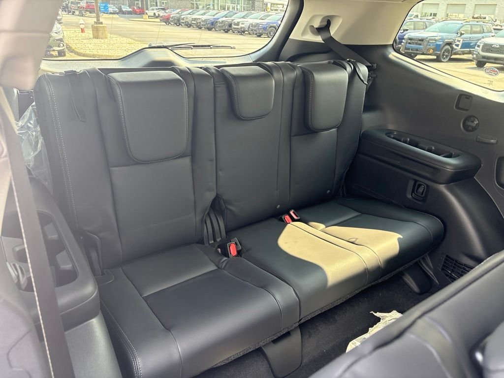 New 2026 ICE SILVER METALLIC Subaru Premium 7-Passenger image 13