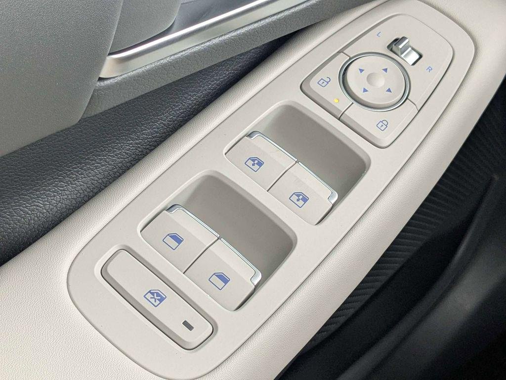 New 2026 Gray Hyundai SEL Sport image 23