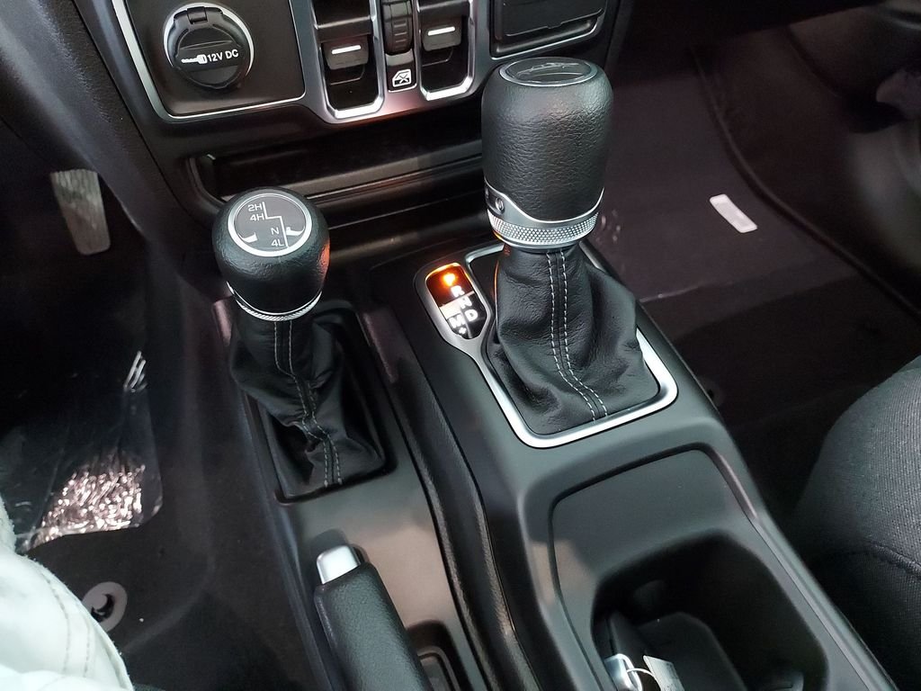 2025 Jeep Gladiator Sport S - Photo 25