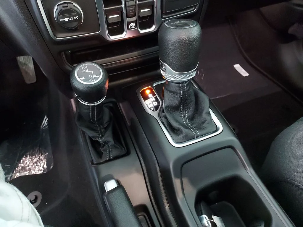 2025 Jeep Gladiator Sport S - Photo 25