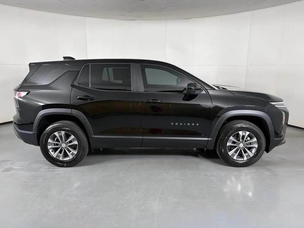 New 2026 Mosaic Black Metallic Chevrolet LT image 11