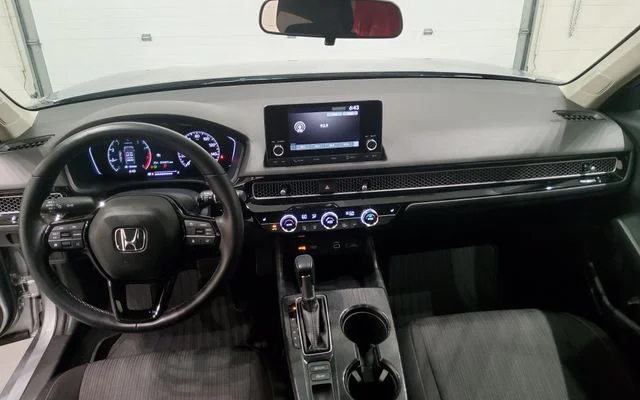 Used 2023 Silver Honda EX image 22