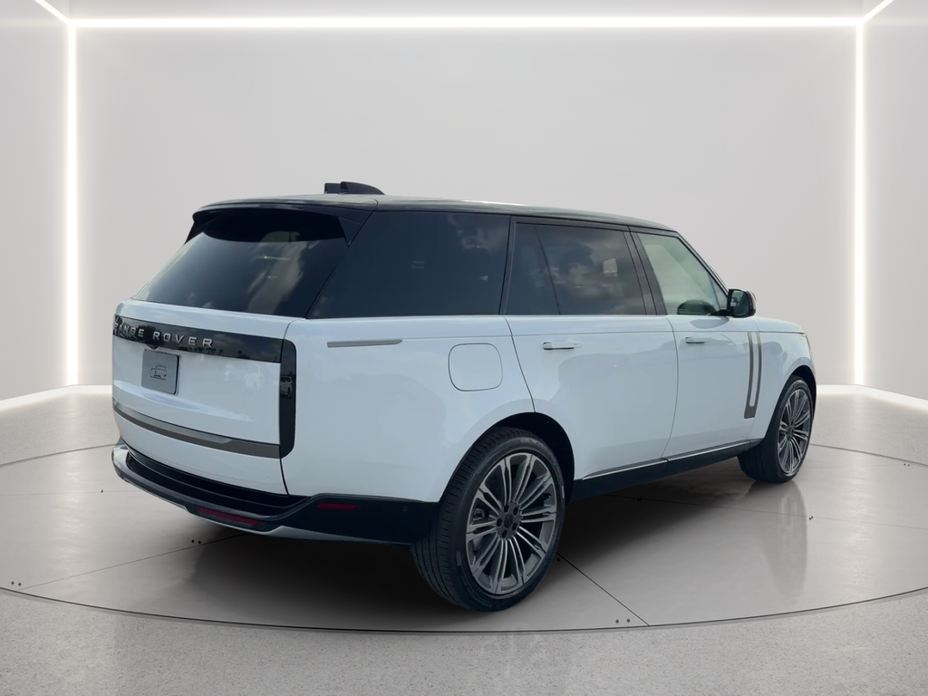 New 2026 Fuji White Land Rover SE image 5