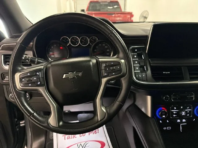 Used 2021 Gray Chevrolet Z71 image 20