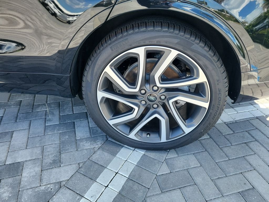 2025 Land Rover Discovery Dynamic SE - Photo 14
