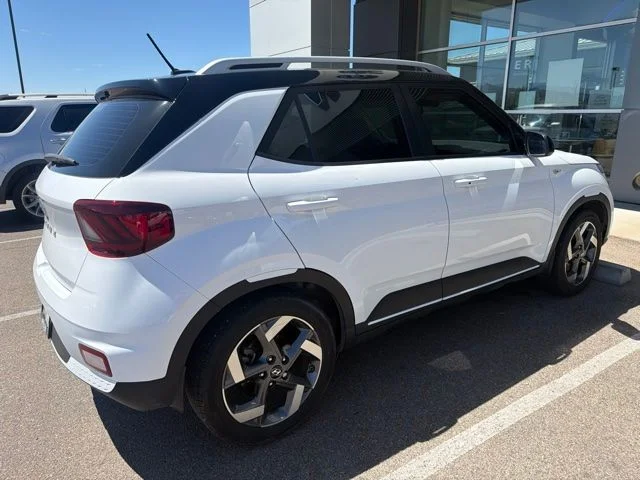 Used 2024 White Hyundai Limited image 4